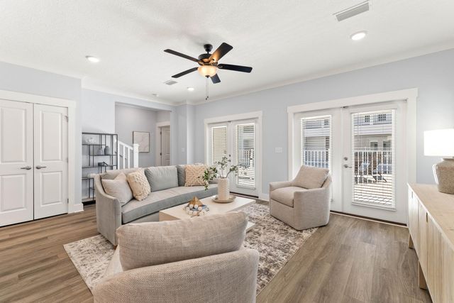 100 Beach Drive 9, Destin, FL 32541