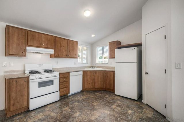 1401 El Norte Parkway 34, San Marcos, CA 92069