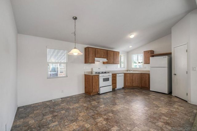 1401 El Norte Parkway 34, San Marcos, CA 92069