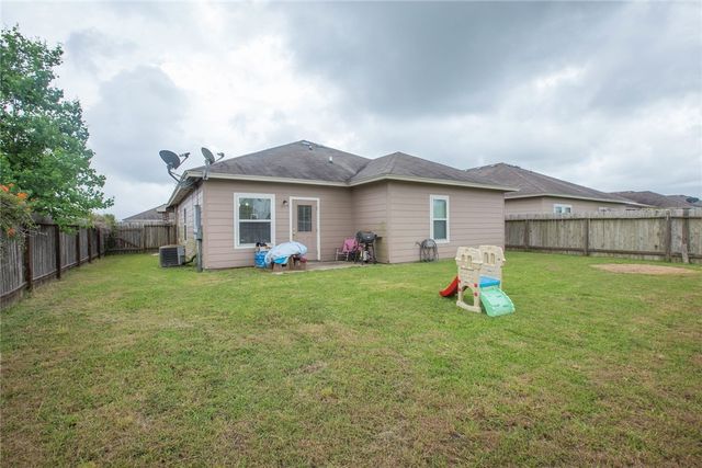 7534 Angelwing Dr, Corpus Christi, TX 78414
