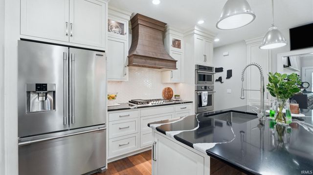 13270 Ewing Street, Leo, IN 46765