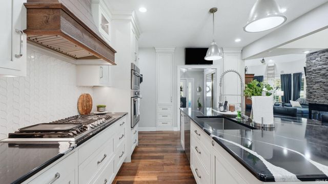 13270 Ewing Street, Leo, IN 46765