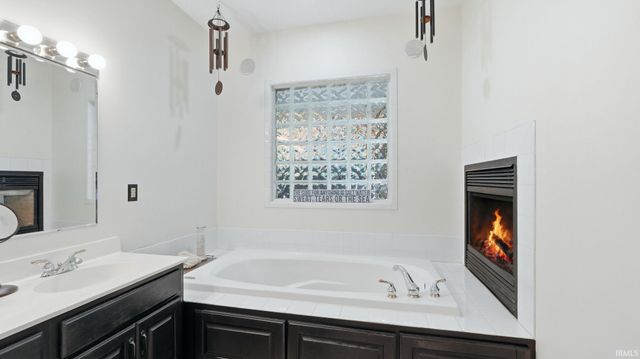 13270 Ewing Street, Leo, IN 46765