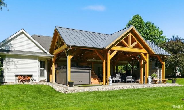 13270 Ewing Street, Leo, IN 46765