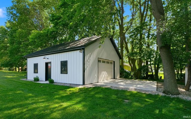 13270 Ewing Street, Leo, IN 46765
