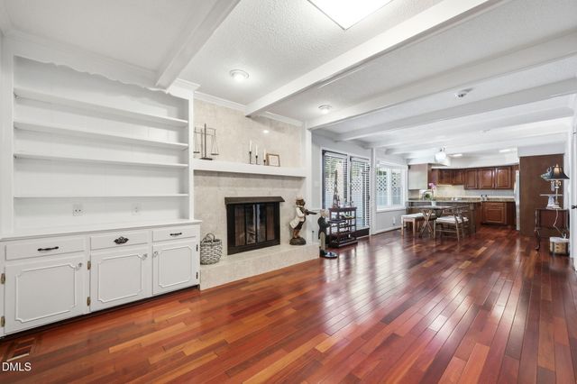 100 Moray Court, Cary, NC 27511