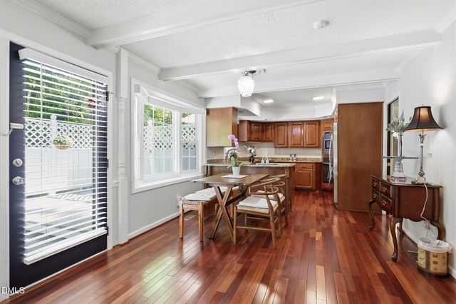 100 Moray Court, Cary, NC 27511