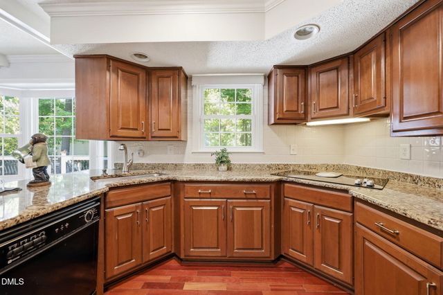 100 Moray Court, Cary, NC 27511