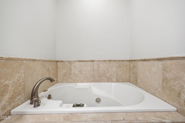100 Moray Court, Cary, NC 27511