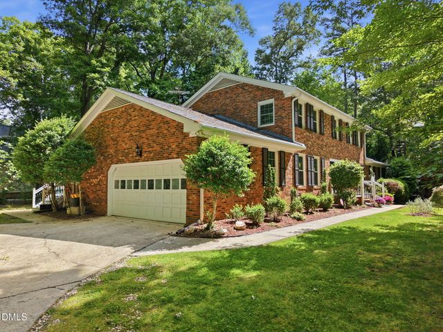100 Moray Court, Cary, NC 27511