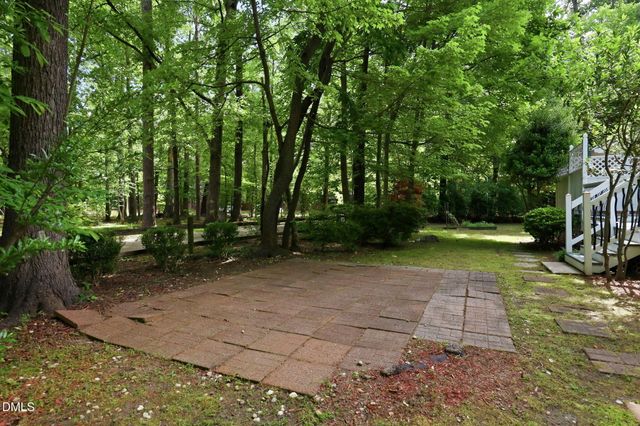 100 Moray Court, Cary, NC 27511