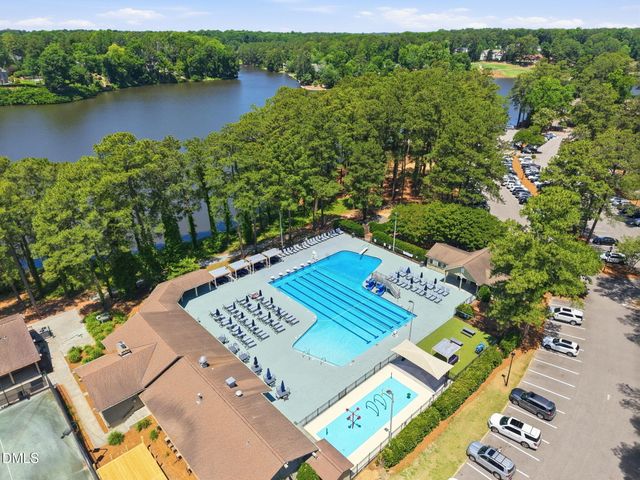 100 Moray Court, Cary, NC 27511