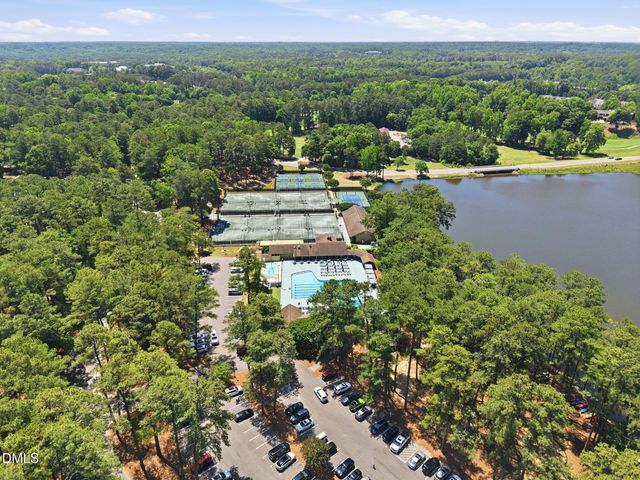 100 Moray Court, Cary, NC 27511