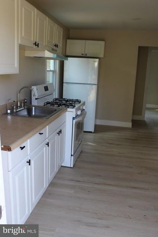 148 STATION AVE, Franklinville, NJ 08322