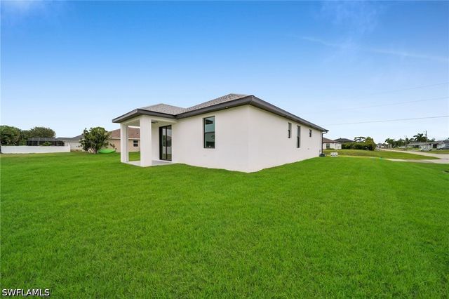 2015 NW 23rd ST, Cape Coral, FL 33993