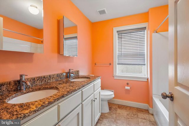 439 FORD ST, Bridgeport, PA 19405