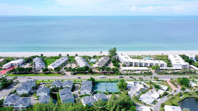 539 FOREST WAY 539, Longboat Key, FL 34228