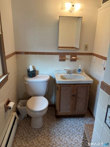 45 Westbrook Drive, Waterbury, CT 06705