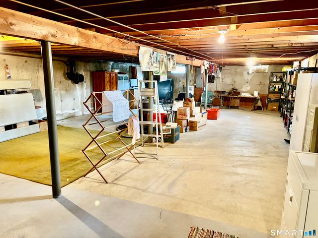 45 Westbrook Drive, Waterbury, CT 06705