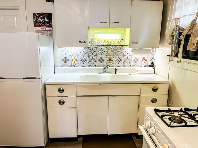 3803 Parrish Avenue, East Chicago, IN 46312