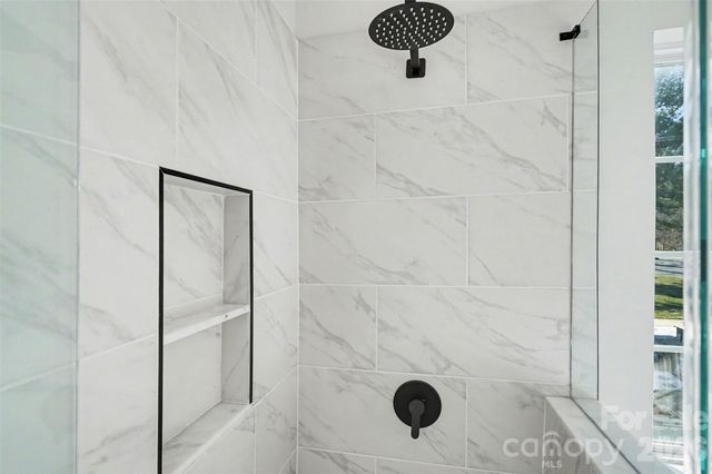 8106 Castlemaine Drive, Matthews, NC 28104