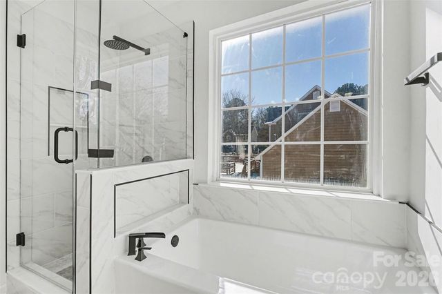 8106 Castlemaine Drive, Matthews, NC 28104