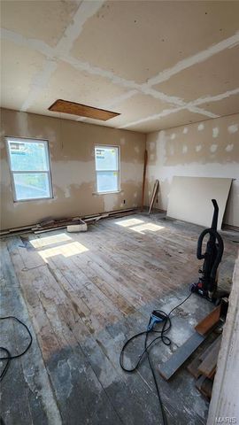 216 S Main Street, Farmington, MO 63640