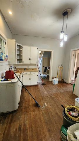 216 S Main Street, Farmington, MO 63640