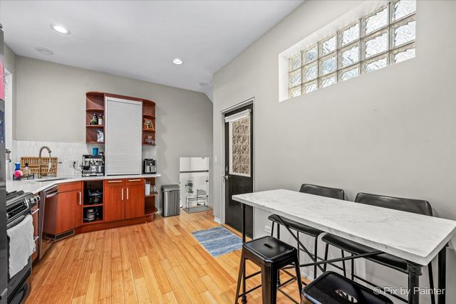 1308 N BOSWORTH Avenue 2, Chicago, IL 60622