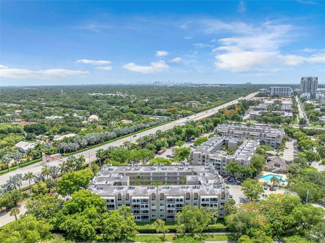 8101 Camino Real c402, Miami, FL 33143