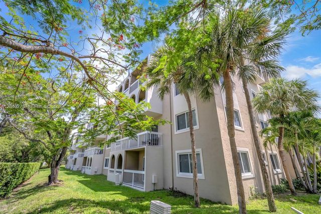 8101 Camino Real c402, Miami, FL 33143