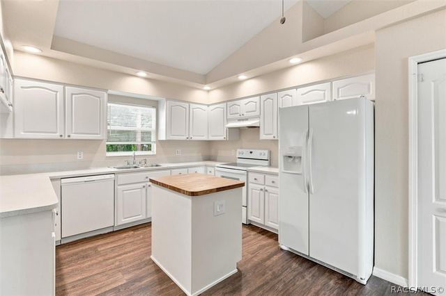 12017 Lark Sparrow Road, Brooksville, FL 34614