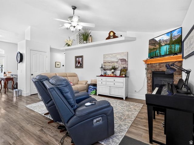 1434 W 1100 N, Farr West, UT 84404