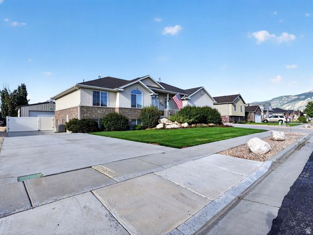 1434 W 1100 N, Farr West, UT 84404