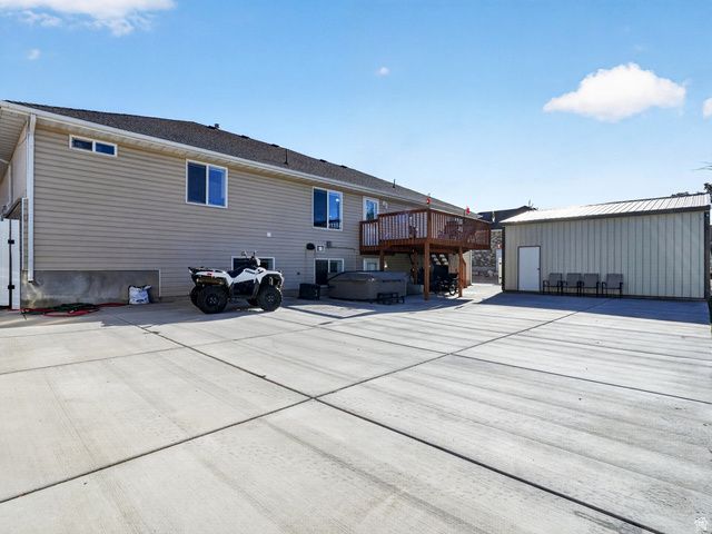 1434 W 1100 N, Farr West, UT 84404
