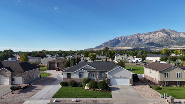 1434 W 1100 N, Farr West, UT 84404