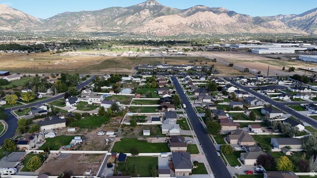 1434 W 1100 N, Farr West, UT 84404