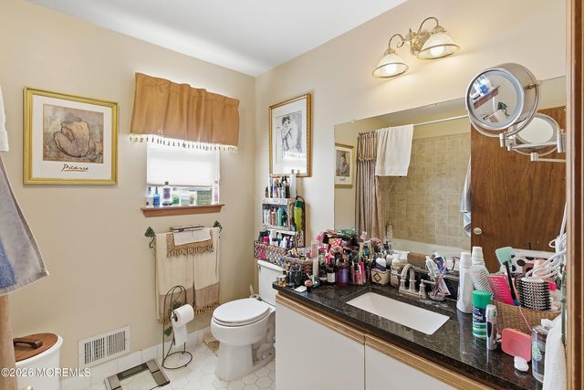 28 Jacob Drive, Howell, NJ 07731