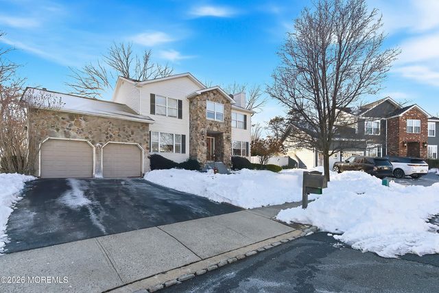 28 Jacob Drive, Howell, NJ 07731