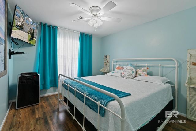 1517 Regency Road 83, Gulf Shores, AL 36542