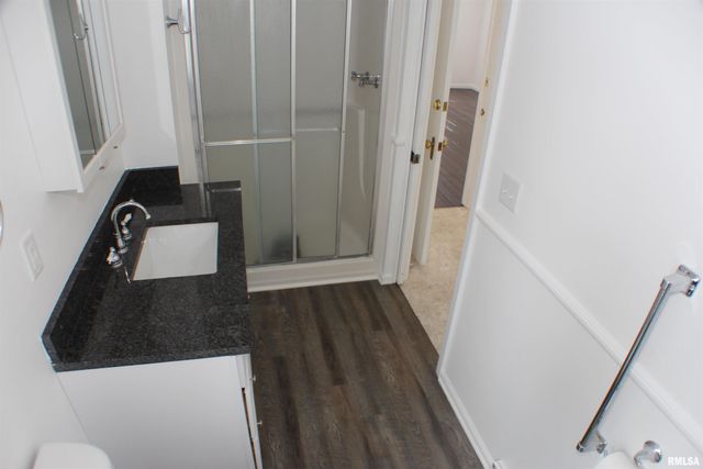 1611 COFFELT Avenue, Davenport, IL 52803