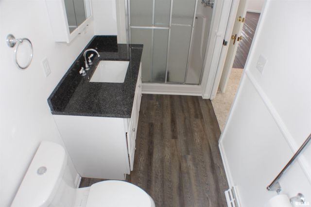 1611 COFFELT Avenue, Davenport, IL 52803