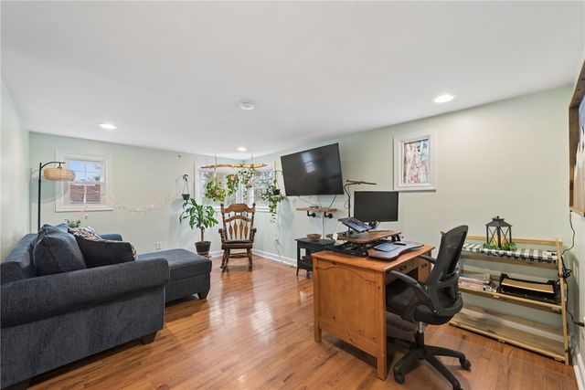 2039 Outlook Dr, Penn Hills, PA 15147