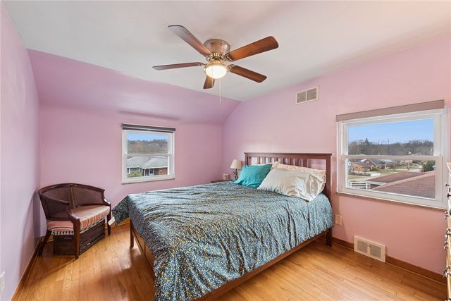 2039 Outlook Dr, Penn Hills, PA 15147