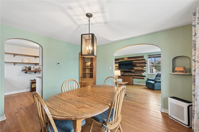 2039 Outlook Dr, Penn Hills, PA 15147