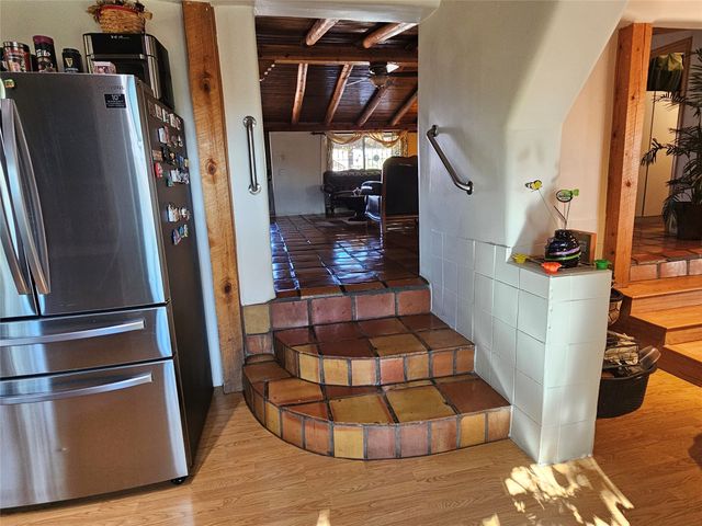 153 Vista Del Norte, Santa Fe, NM 87507