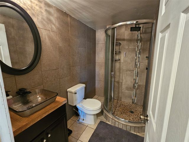 153 Vista Del Norte, Santa Fe, NM 87507