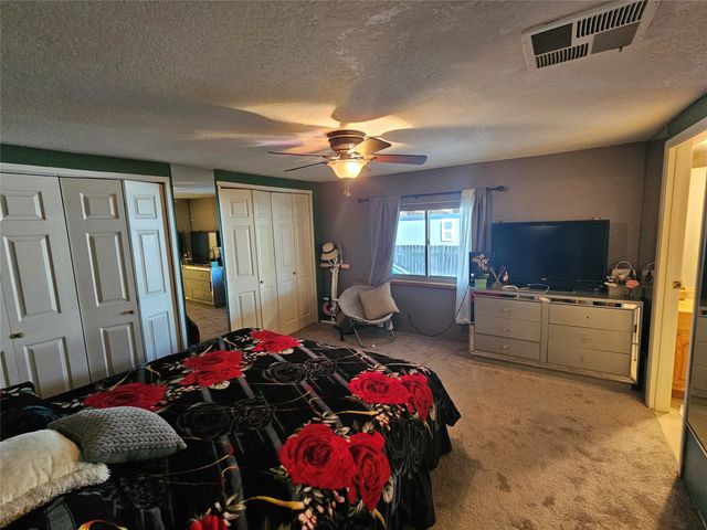 153 Vista Del Norte, Santa Fe, NM 87507