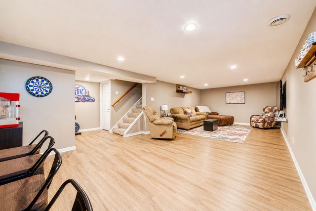 212 Sunset Drive, Jordan, MN 55352