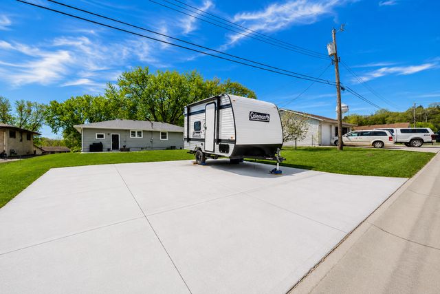 212 Sunset Drive, Jordan, MN 55352